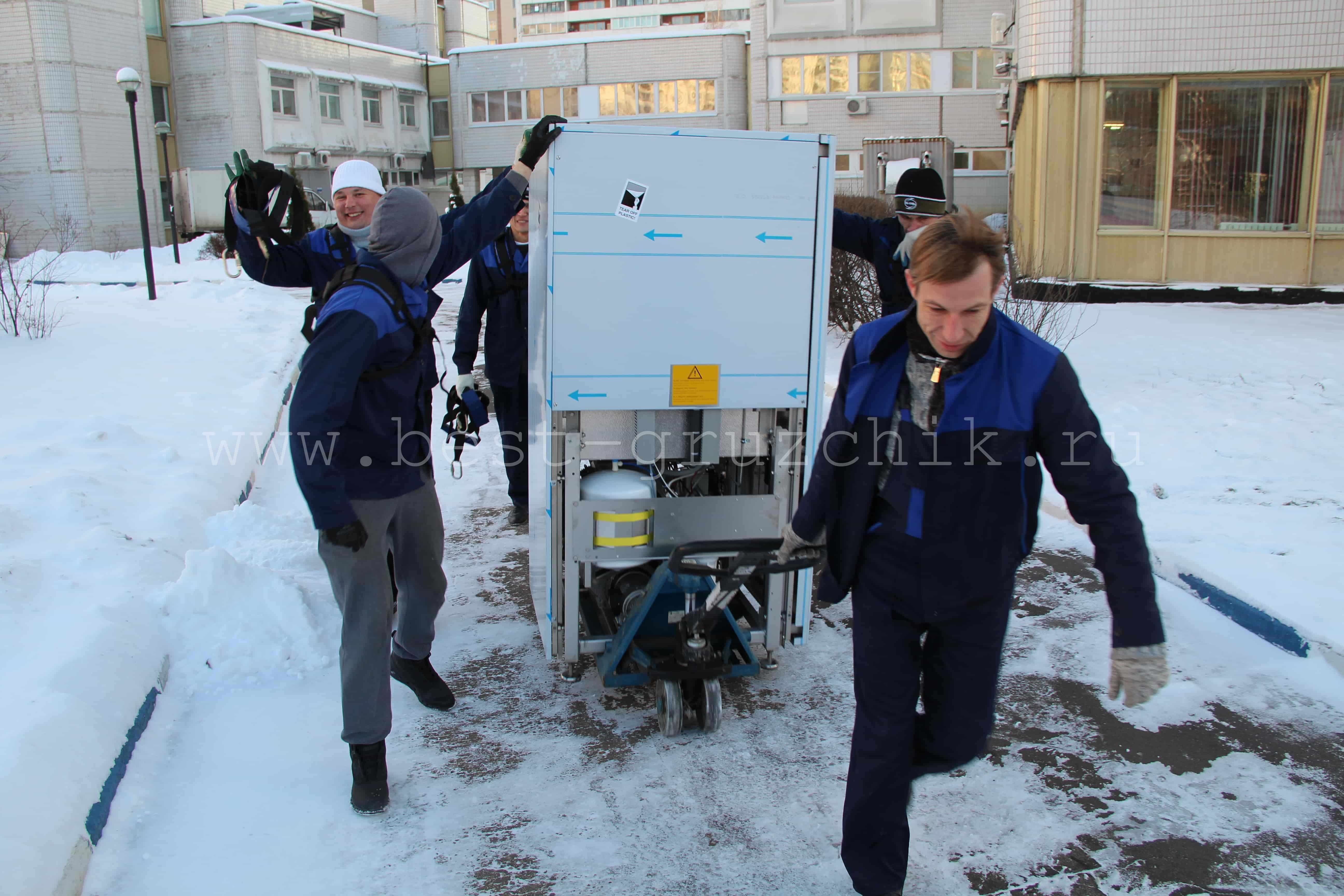 Разгрузка медицинского снаряжения - 10.12.2013 