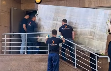    Подъем плитки доверьте профессионалам